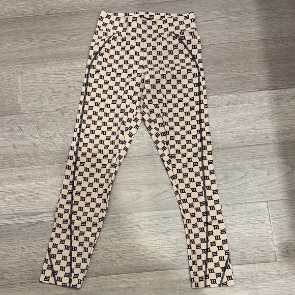 Misbhv Pants - Women’s Misbhv Beige and black legging